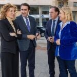 Suárez-Quiñones junto a Benito Serrano y Yolanda de Gregorio, entre otros, en Soria