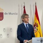 El consejero de Economía, Hacienda y Empresa de Murcia, Luis Alberto Marín, durante la presentación de los Presupuestos