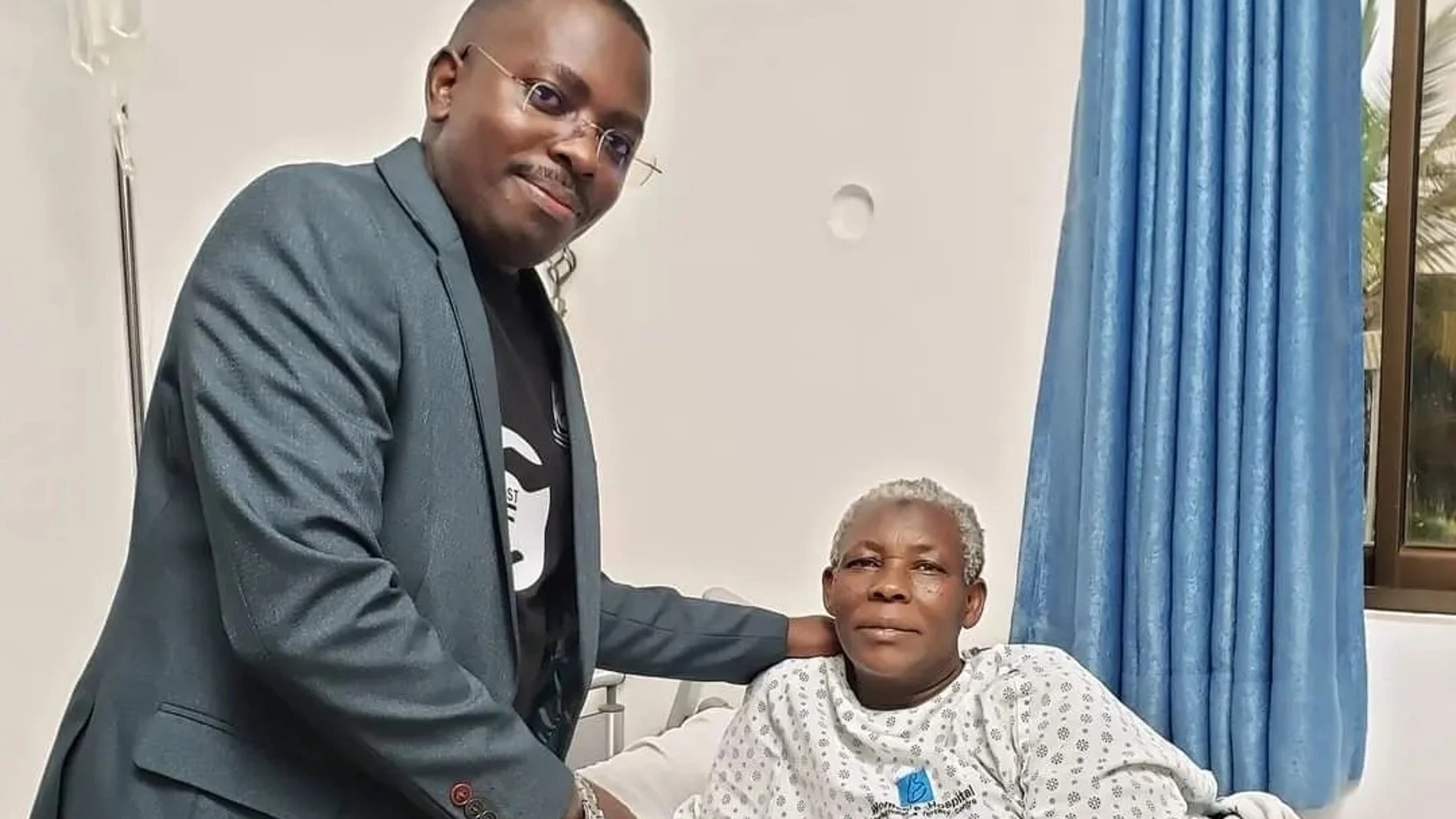 Una mujer de 70 años da a luz a gemelos en un hospital de Uganda
