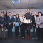 Clubes y jugadoras firman el acuerdo sobre el contenido del nuevo convenio colectivo de la LF Endesa