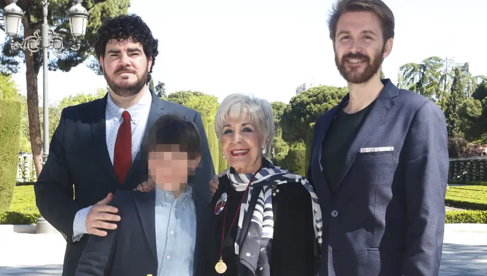 Los hijos de Concha Velasco, Manuel y Paco