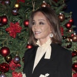 Isabel Preysler y su look navideño.