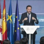 Óscar Puente afirma que el Gobierno se dejará "los pelos en la gatera" para normalizar la situación en Cataluña