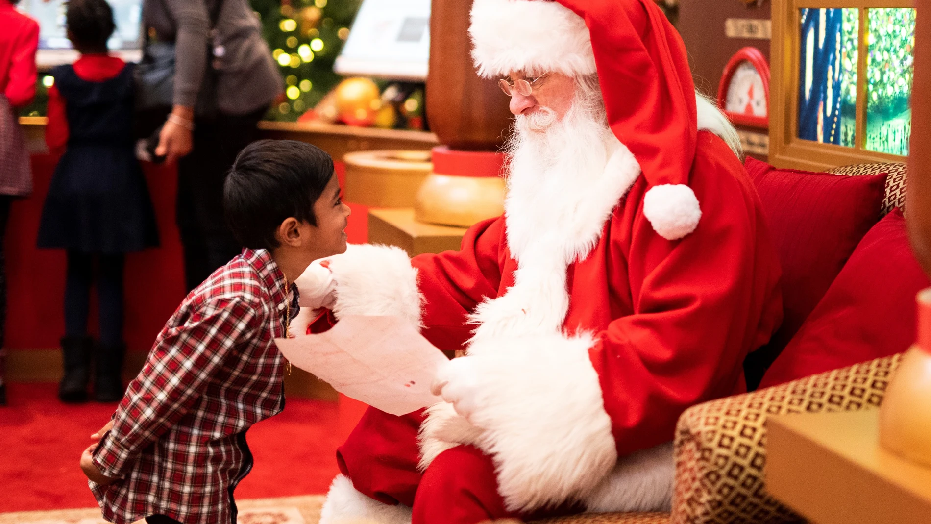 El destino favorito de los niños para viajar en Navidad tiene que ver con Papá Noel