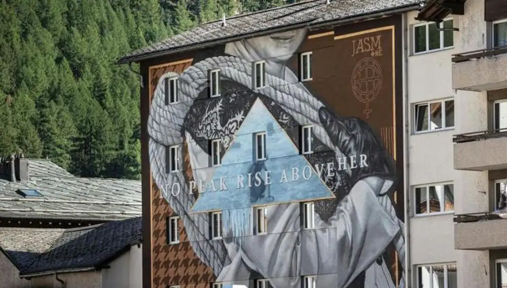 El mural de homenaje a Lucy Walker