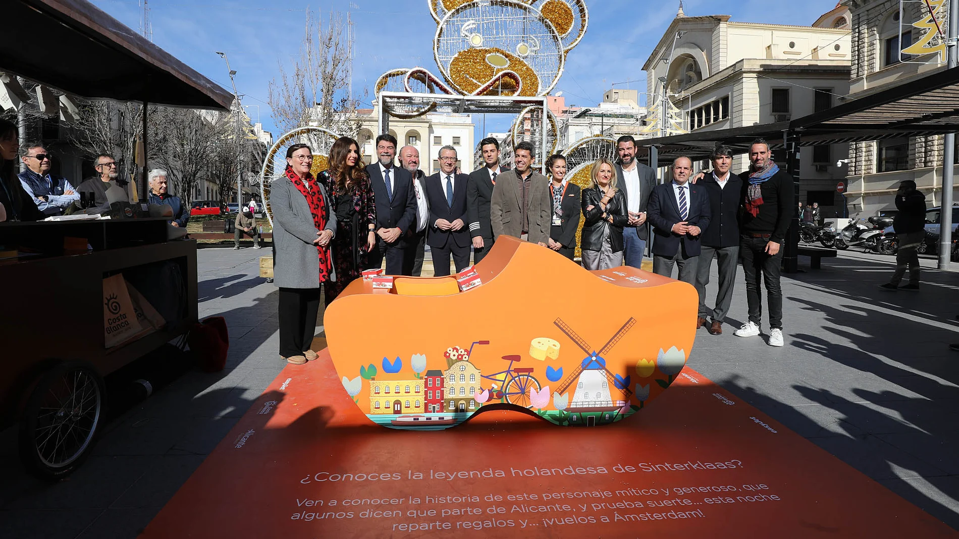 Imagen del acto promocional de la nueva ruta aérea de easyJet entre Alicante y Ámsterdam.