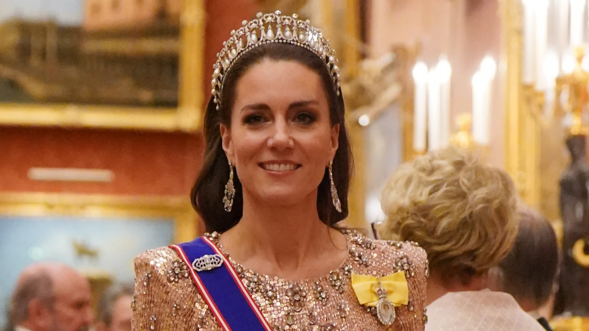 Kate Middleton con un look maravilloso.