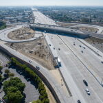 Imagen aérea de la interestatal 405 en California