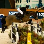 Eduardo Álvarez Aznar y "Roki", en plena competición