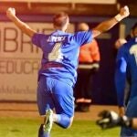 Pesca celebra el gol del triunfo ante el Cádiz