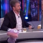 Trancas y Barrancas, delante de Pablo Motos y Nuria Roca, en el último programa de "El Hormiguero"