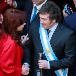 Javier Milei jura como presidente de Argentina