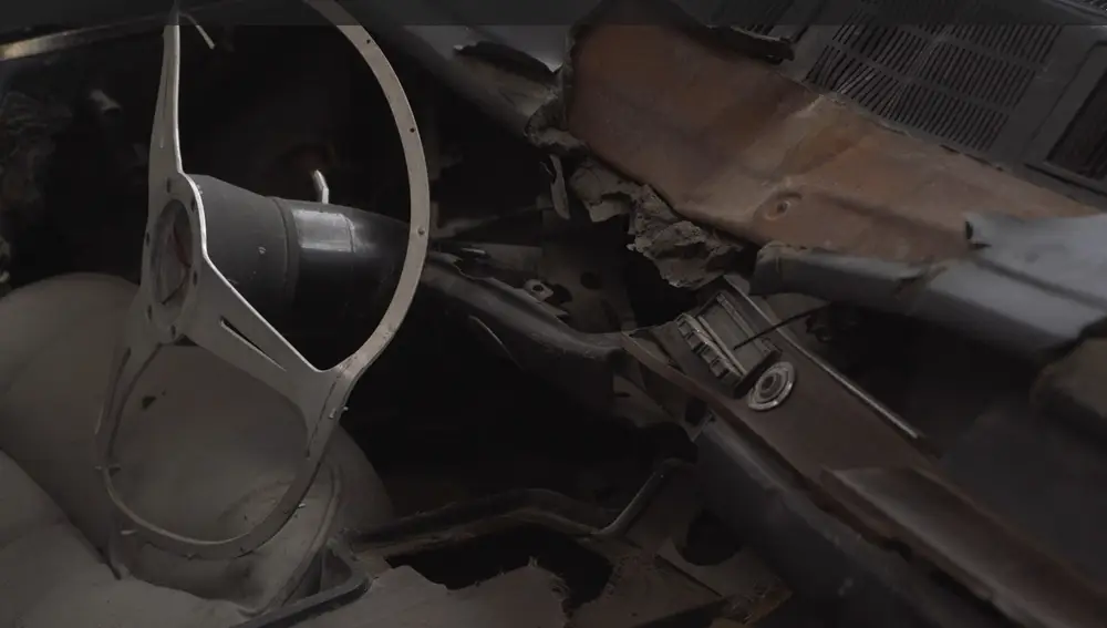 Detalle del coche de Carrero Blanco tras el atentado