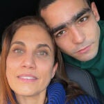 La actriz Toni Costa y Omar Ayuso 