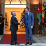 Pedro Sánchez recibe al rey Abdalá II de Jordania