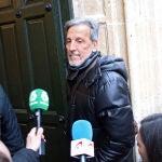 Pedro Muñoz a su llegada a los juzgados