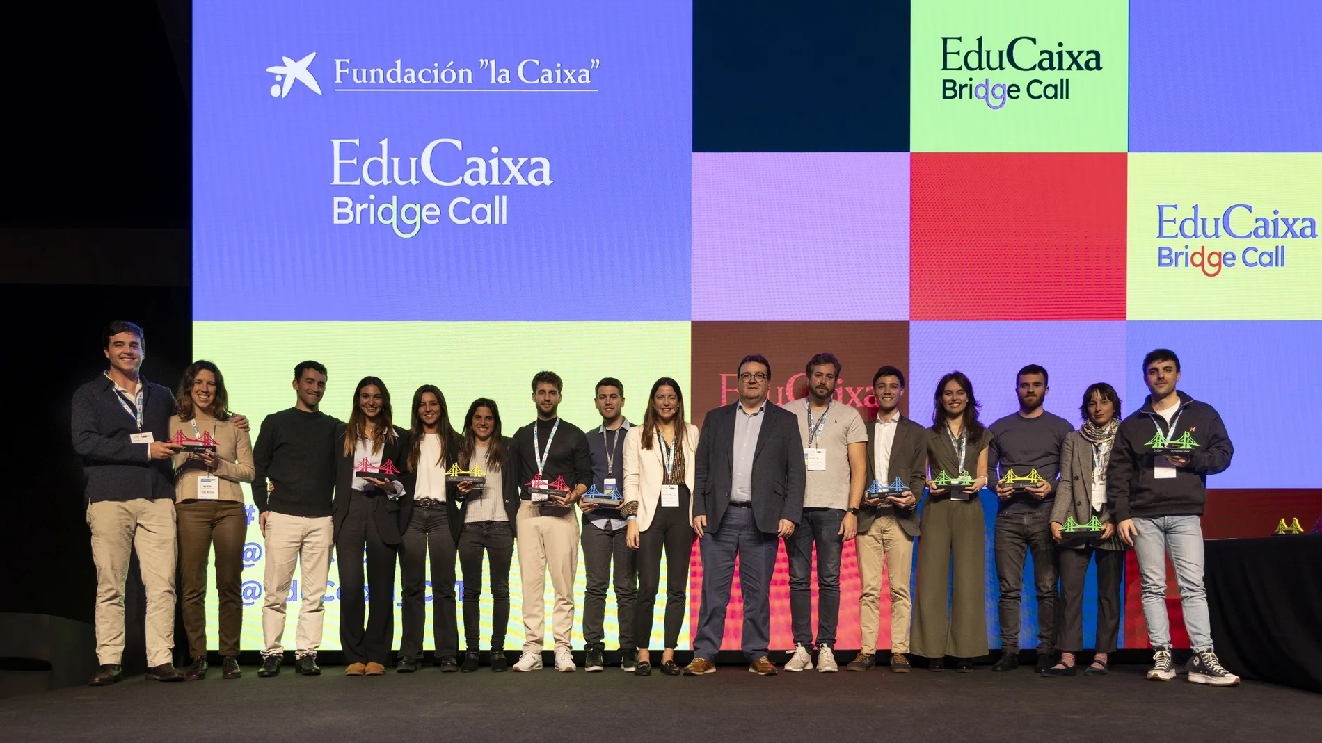 Participantes en Bridge Call