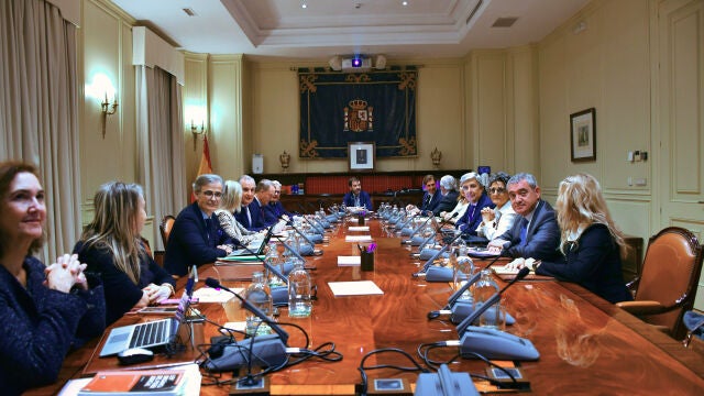 Primer pleno del CGPJ con Vicente Guilarte como presidente suplente. 