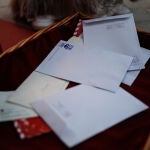 Niños acuden a la Fundación Madrina para entregar sus cartas a los Pajes Reales