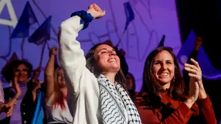 Irene Motero e Ione Belarra durante un acto de Podemos, en el Palacio de la Prensa, a 16 de diciembre de 2023, en Madrid (España). Irene Motero e Ione Belarra durante un acto de Podemos, en el Palacio de la Prensa, a 16 de diciembre de 2023, en Madrid (España).