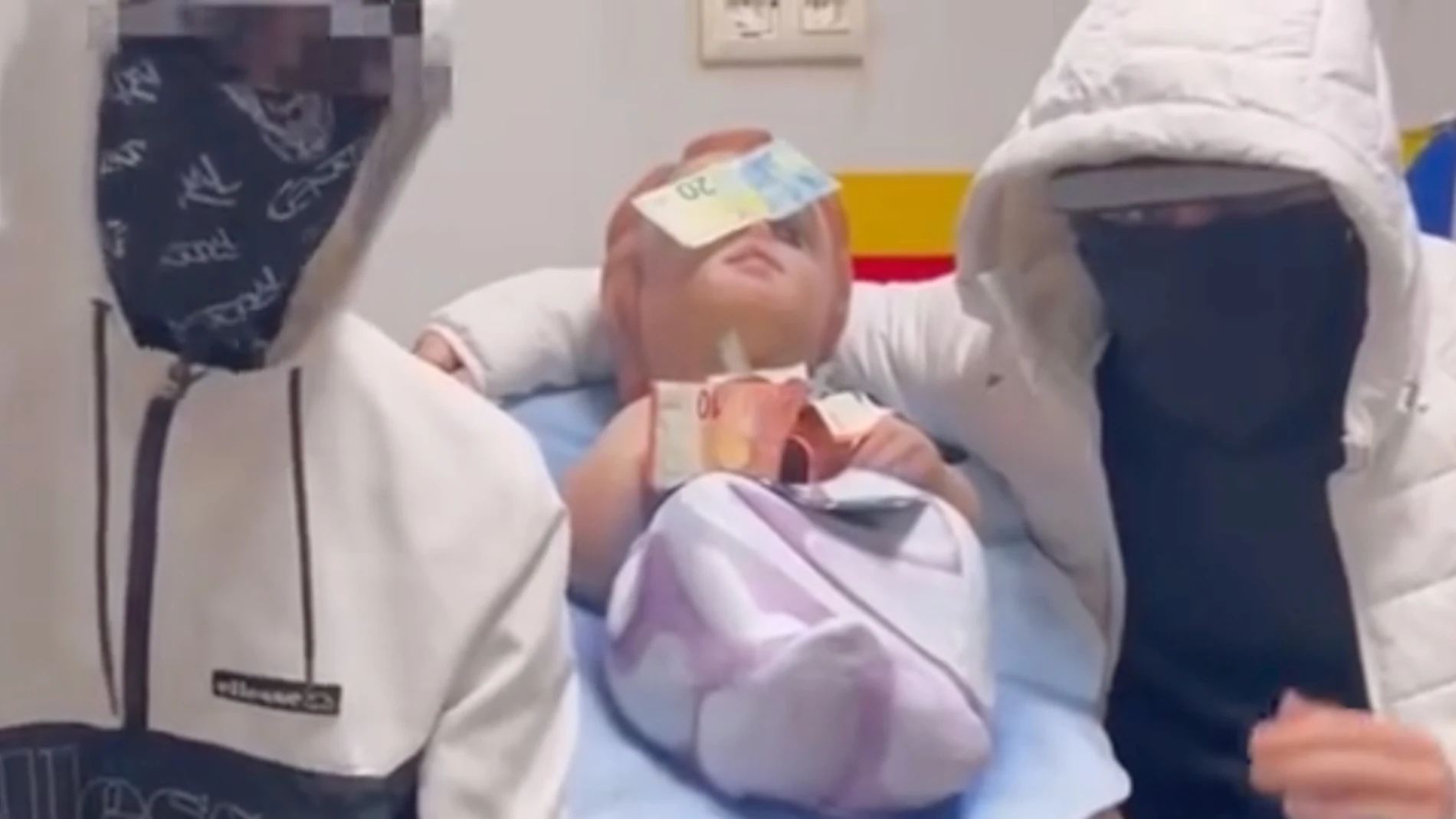 Captura del vídeo publicado por los 'Secuestradores de San Vicente'
