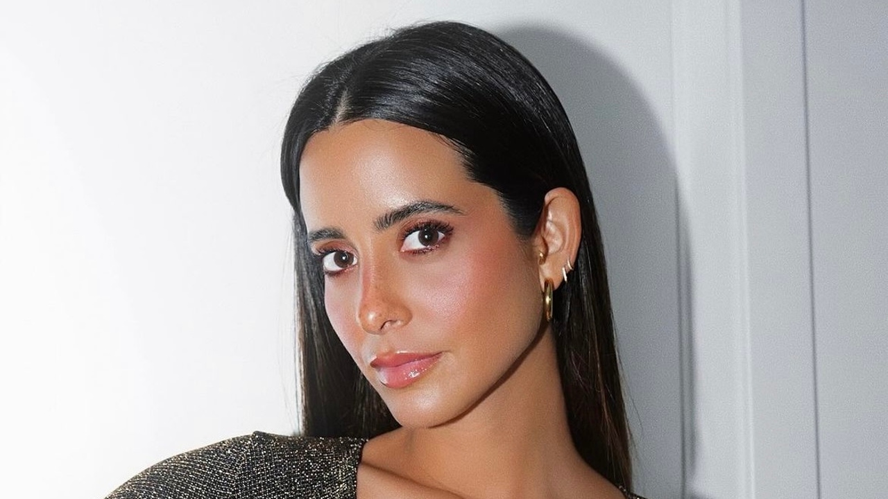 El 'lip combo' de María Fernández-Rubíes para potenciar el bronceado y alargar el efecto verano en tus labios