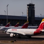 Aviones de Iberia en la terminal T4 de Adolfo Suarez Madrid Barajas.