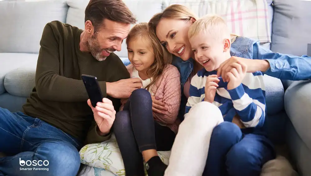 Bosco App se destaca como una aplicación revolucionaria e innovadora que ayuda a los padres a abordar los desafíos del mundo digital que enfrentan sus hijos