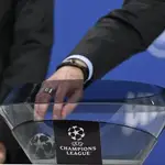 Sorteo de la Champions League 2025, 'play-offs' y octavos: nuevo formato, cruces, horario y dónde ver online TV