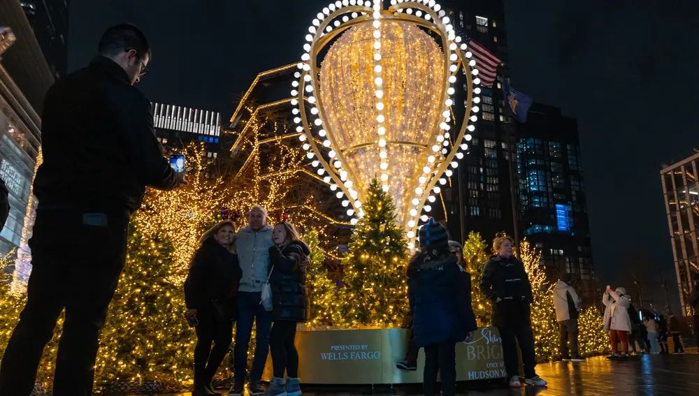 La Navidad en Nueva York es solo un árbol decorado