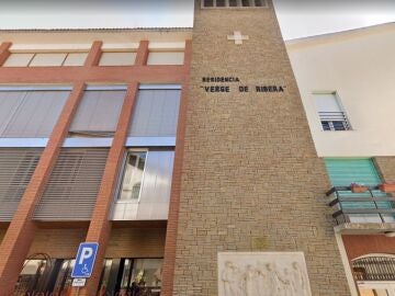 Fachada de la Residencia Virgen de Ribera de la Pobla de Segur, donde resid&iacute;a el anciano