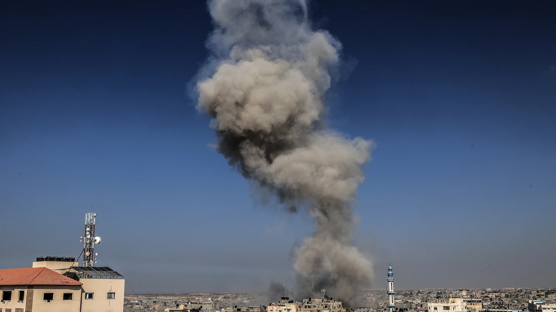 O.Próximo.- Israel anuncia la muerte de un hombre supuestamente implicado en financiar a Hamás en un bombardeo en Gaza