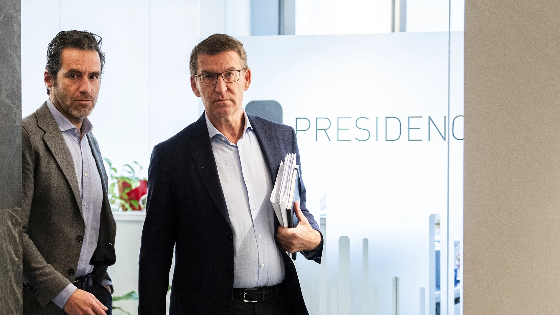 El presidente del PP Alberto Nuñez Feijóo yel portavoz del PP Borja Sémper.