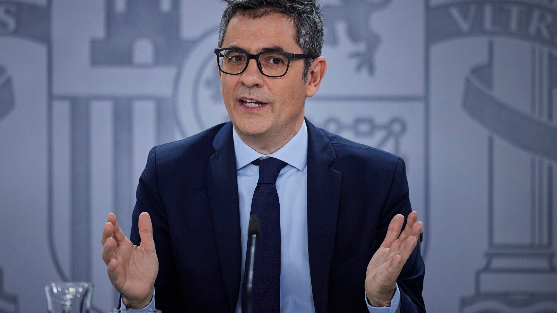 El ministro Félix Bolaños, ingresado y operado de urgencia de una  apendicitis