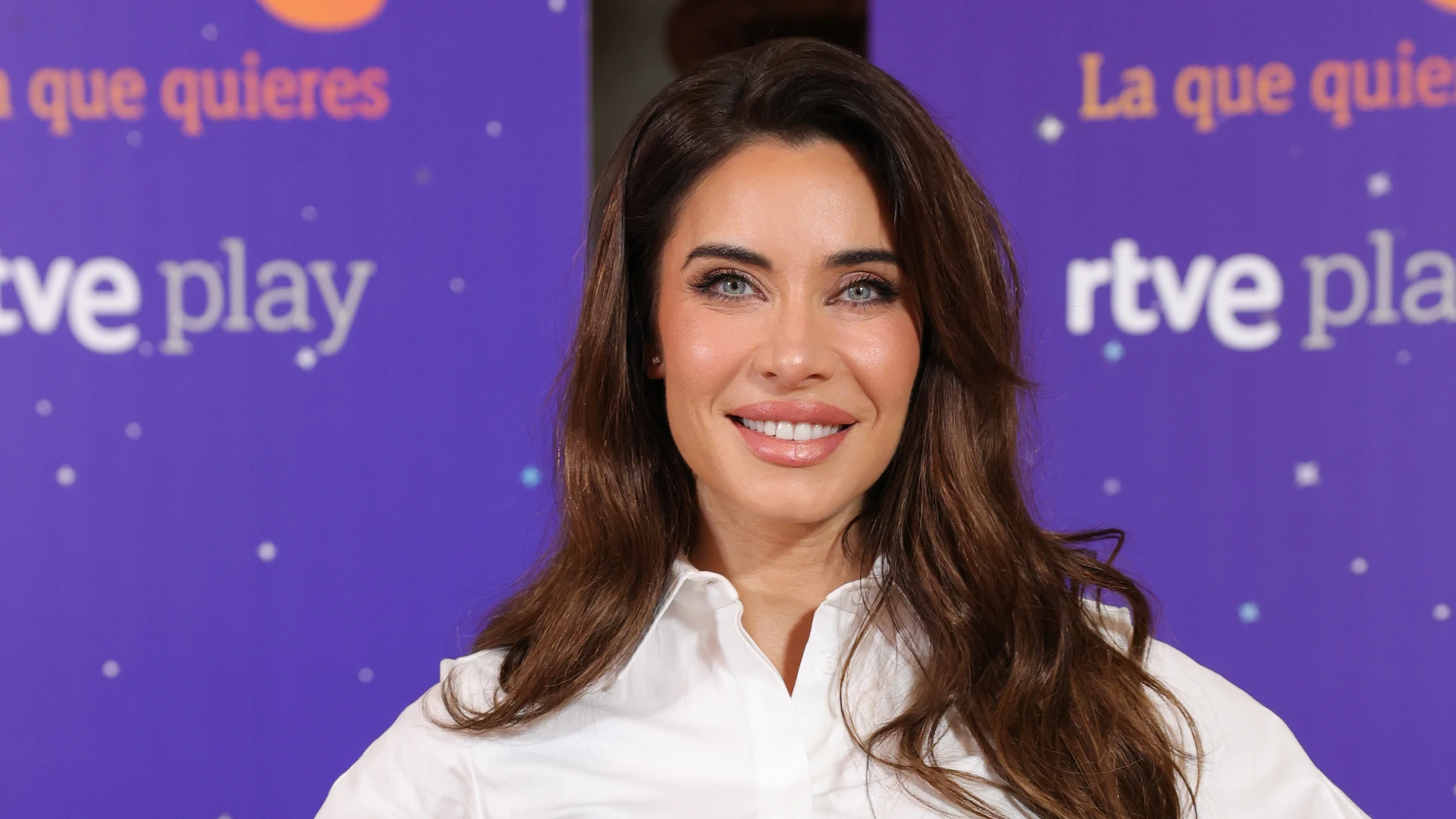 Pilar Rubio con look de lo más ejecutiva.