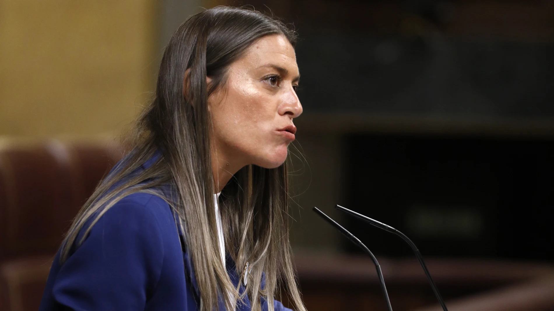 Miriam Nogueras durante un pleno del Congreso.