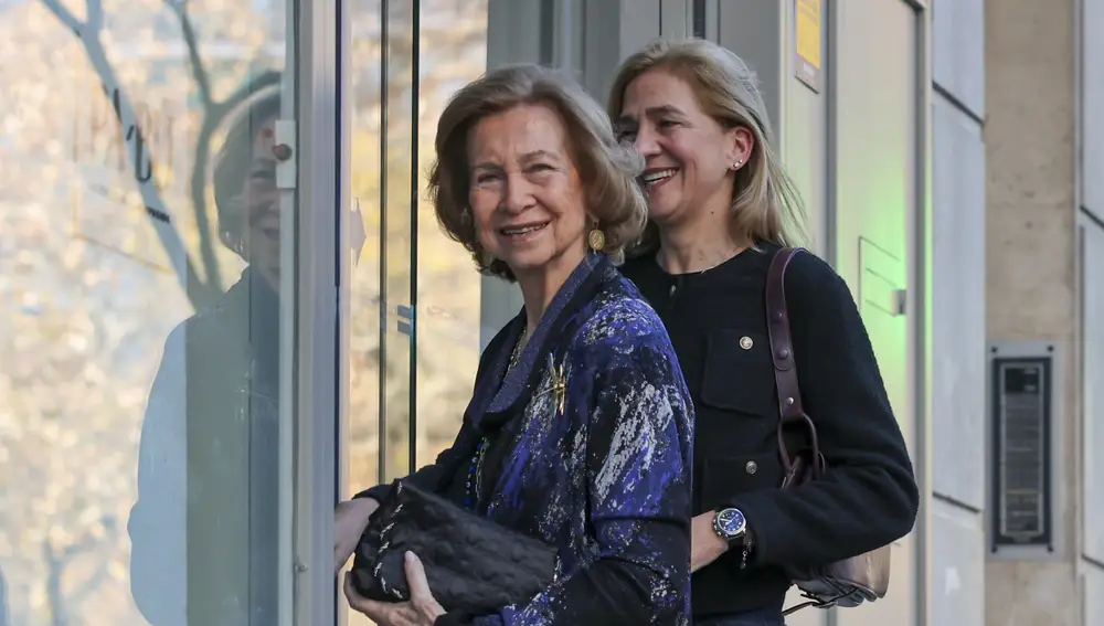 La Reina Sofía y la infanta Cristina en el cumpleaños de la infanta Elena
