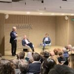 José M. de Areilza, director de la revista Política Exterior, con Gideon Rachman, analista jefe de Internacional del Financial Times, y José I. Torreblanca, director de la Oficina en Madrid del European Council on Foreign Relations (12 de diciembre 2023).