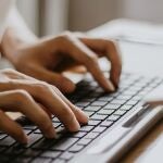 Un ingeniero es despedido y se venga de su empresa a través de un ataque informático