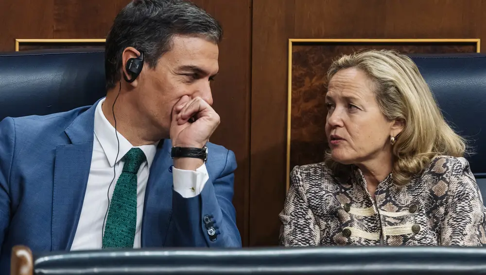 Economía.- Calviño tomará posesión de su cargo al frente del BEI el 1 de enero y Sánchez designará a su sustituto pronto