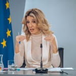 MADRID.-Yolanda Díaz exige la dimisión de Ortega Smith tras agredir con una botella a un concejal de Más Madrid