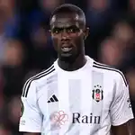 Éric Bailly con el Besiktas