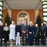 Los protagonistas de 'Cuéntame cómo pasó' son recibidos por Pedro Sánchez en La Moncloa
