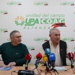 Aurelio González y Lorenzo Rivera atiende a la prensa