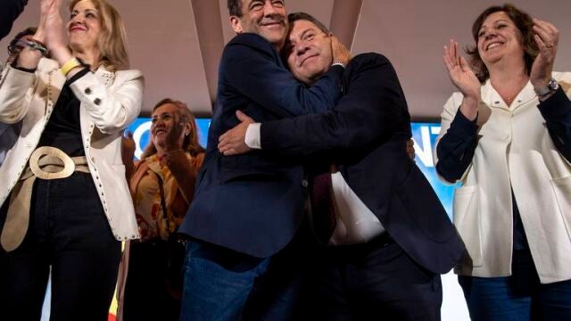 Page: La superviviencia del barón que plantó cara a Sánchez