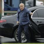 ARTEIXO (A CORUÑA), 14/07/2023.-El fundador de Inditex, Amancio Ortega, durante el concurso de saltos internacional de A Coruña, enmarcado de manera excepcional en el Longines Global Champions Tour, campeonato referente del panorama hípico que afronta la primera de sus tres jornadas en Casas Novas.- EFE/Cabalar