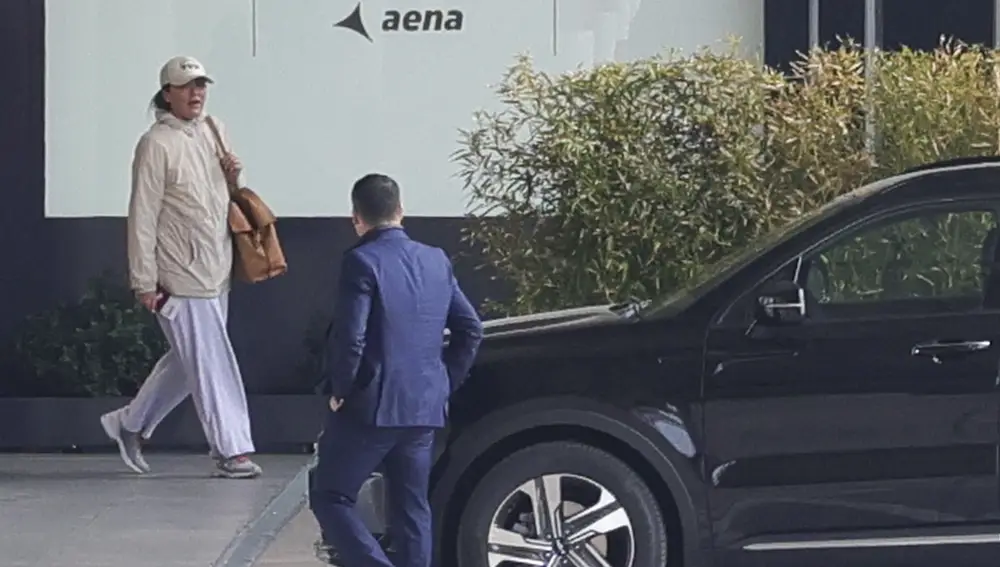 El look de Tamara Falcó a su vuelta a Madrid.