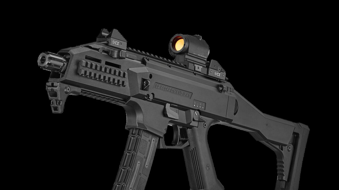 as-es-el-subfusil-checo-scorpion-evo3-a1-que-usan-las-unidades-de