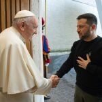 Ucrania.- Zelenski expresa su "gratitud" al Papa por sus "deseos de paz" para Ucrania: "Estoy agradecido al Vaticano"