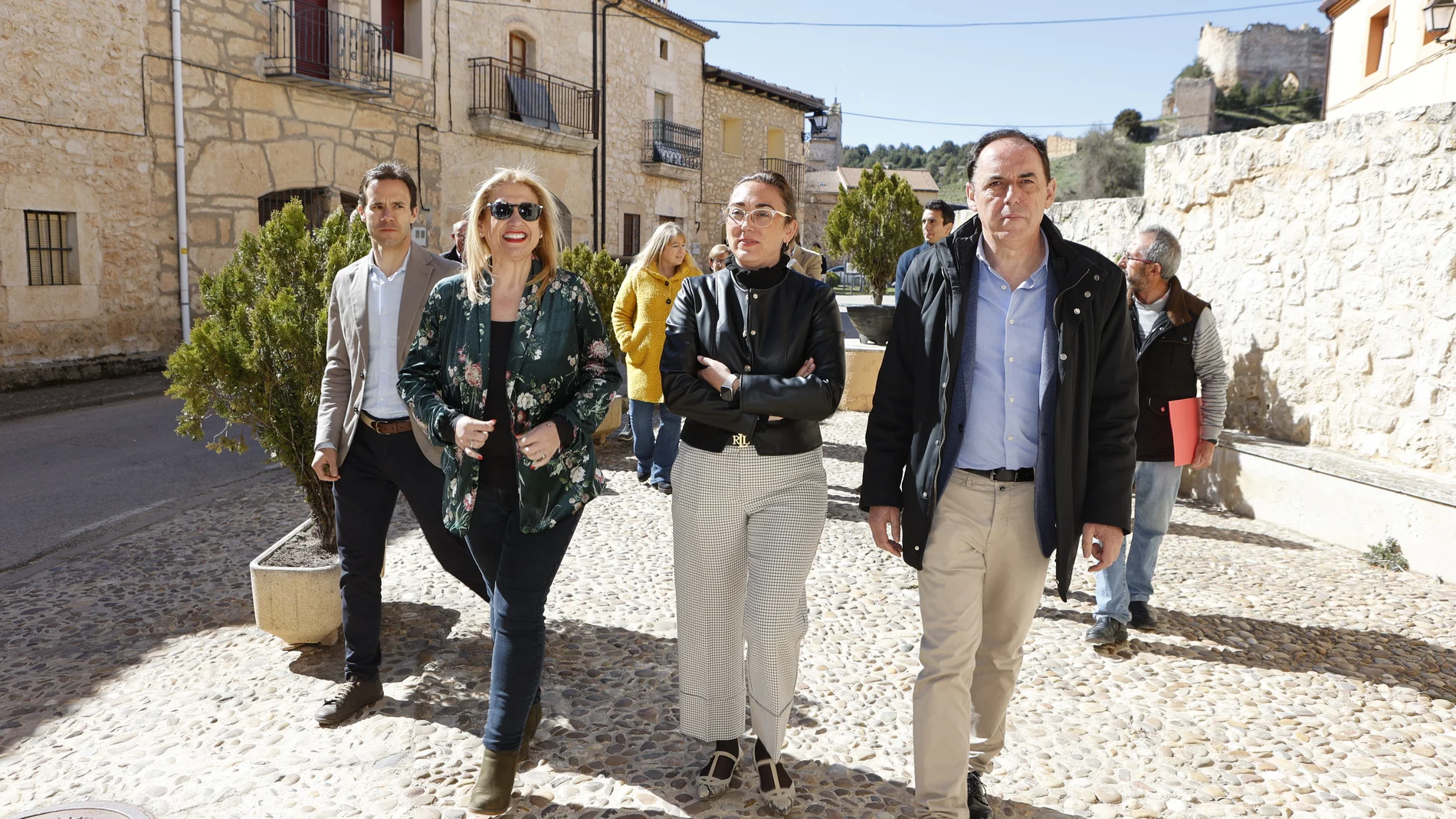 La consejera de Movilidad y Transformación Digital, María González Corral, presenta el proyecto Territorio Rural Inteligente en la provincia de Soria en Castillejo de Robledo